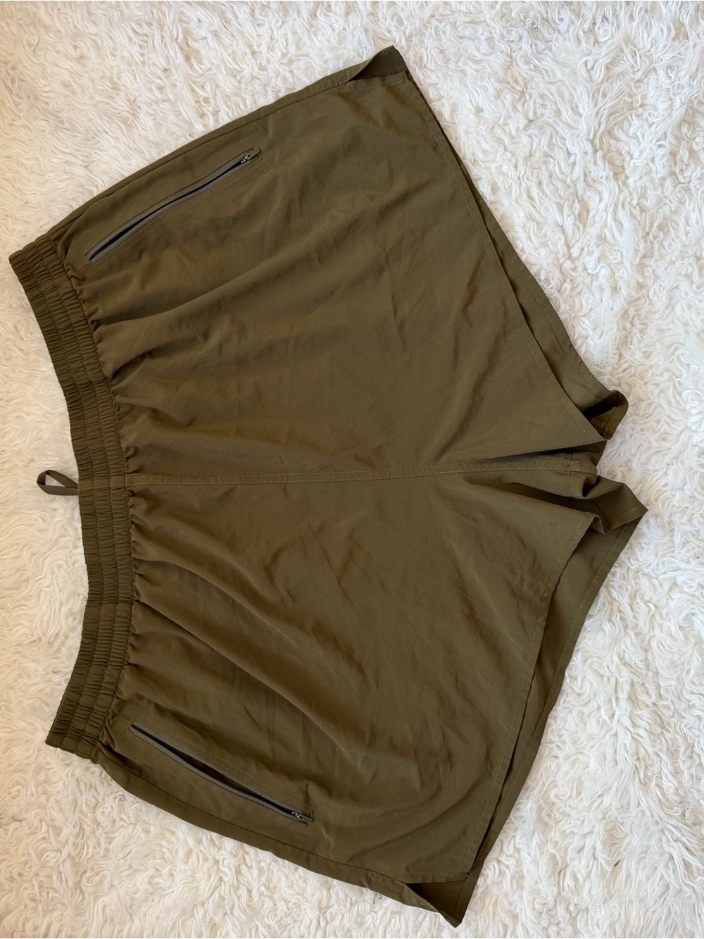 Outdoor Voices Zephyr 3” Olive Green Women's Active Shorts XXL